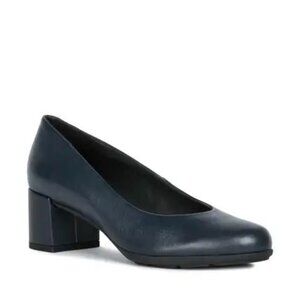 Super Comfortable Geox 11US / 42EU Pump